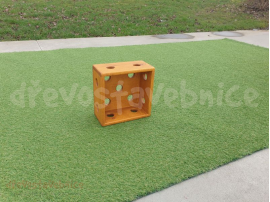 nízký kvádr 28 exteriér